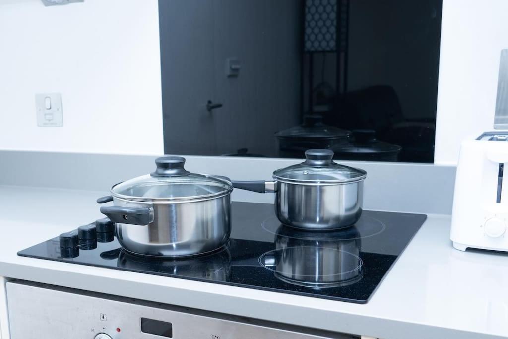 1 Bed Luxury Comfortable Apt London Luaran gambar